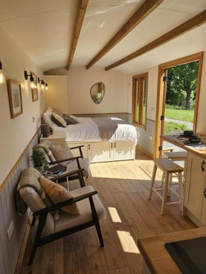 Stoodley View Shepherd Huts